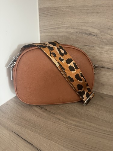 Tan camera bag with - tan,