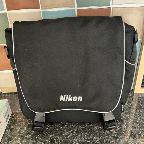 Nikon black padded camera - nikon,