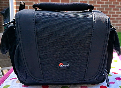 Lowepro edit 110 padded camera - 110,
