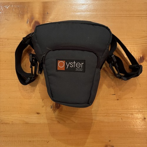 Oyster 3000 padded camera - 3000,