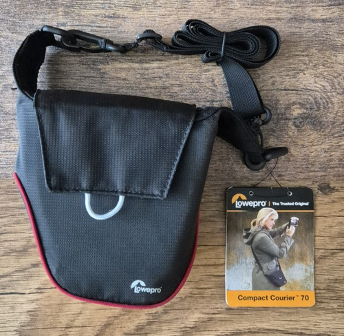 Lowepro compact courier - compact, 70