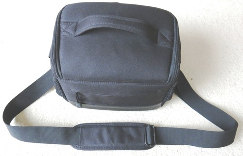 Canon es100 dslr - cb-es100, padded