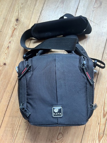 435 kata camera bag with - 435,