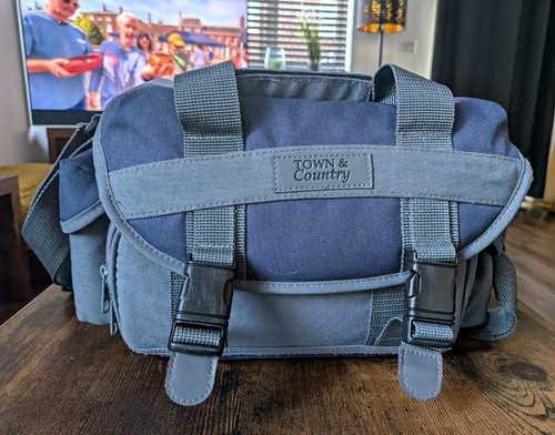 Town country padded camera - country,