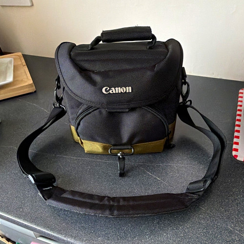 Canon black carry - canon,