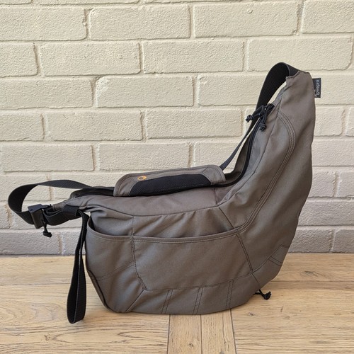 Lowepro passport sling camera - lowepro,