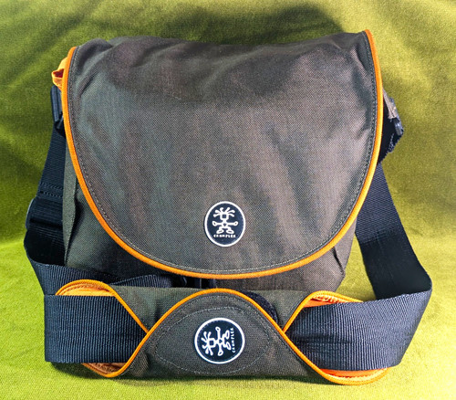 Crumpler ben pizza padded - ben's,